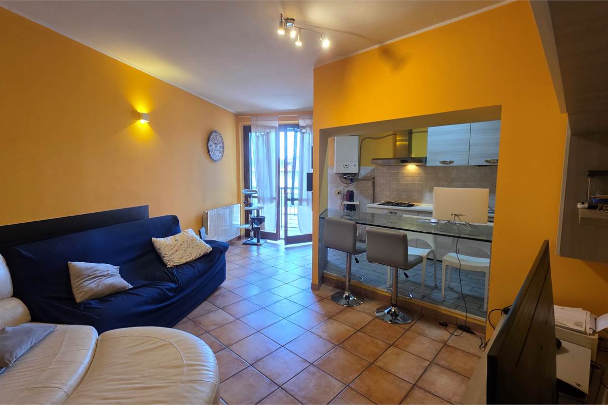 Bilocale con Box e Cantina a Malgesso
