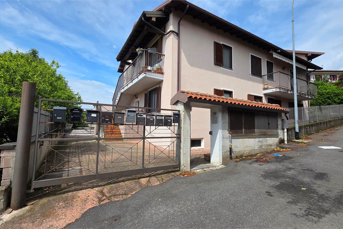 Bilocale con Box e Cantina a Malgesso