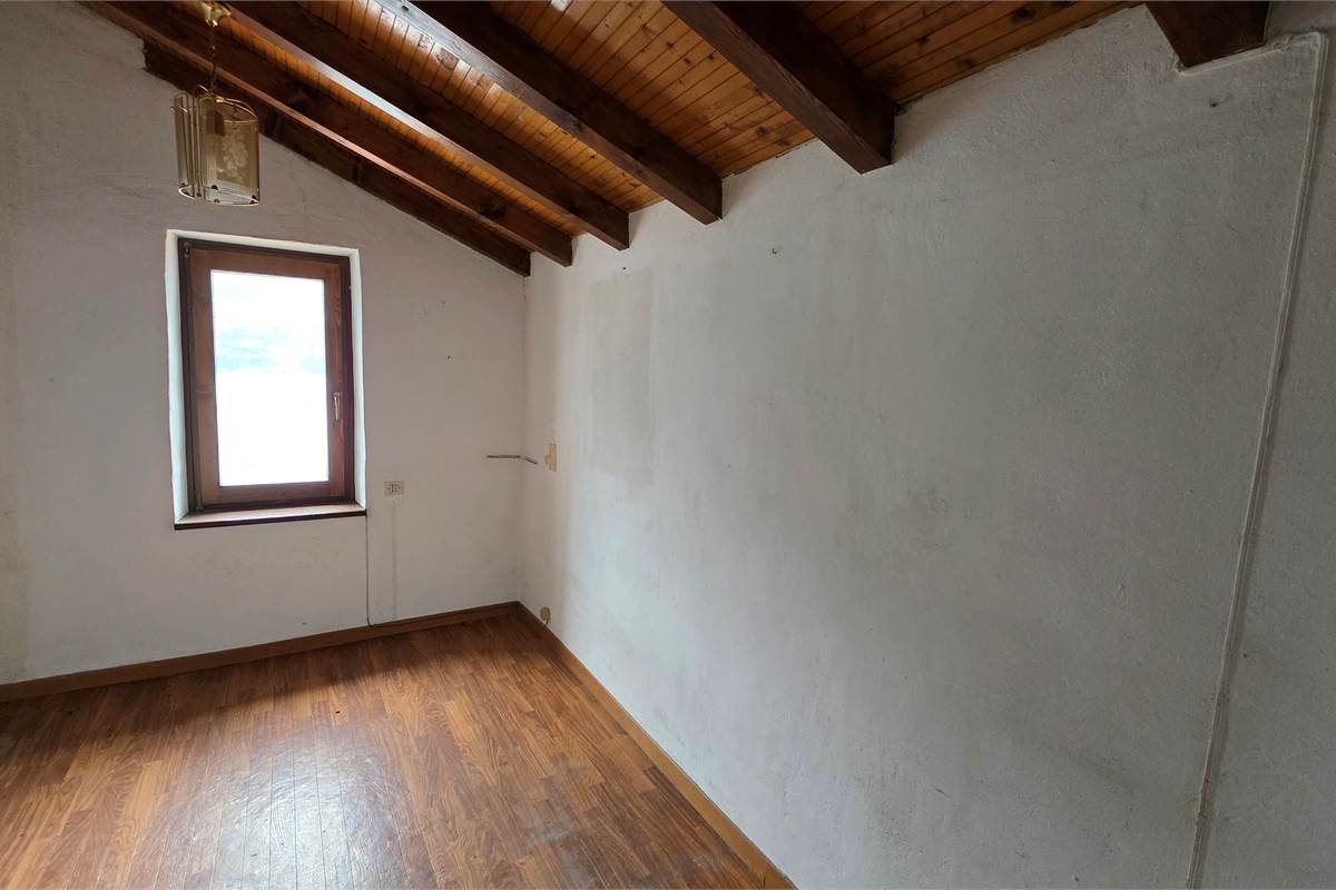 Porzione di Casa a Brienno con vista mozzafiato!