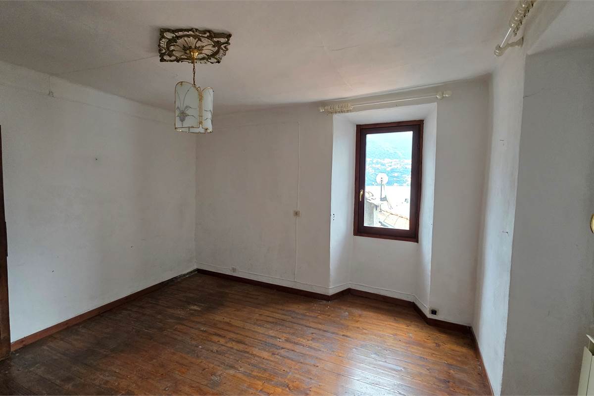 Porzione di Casa a Brienno con vista mozzafiato!