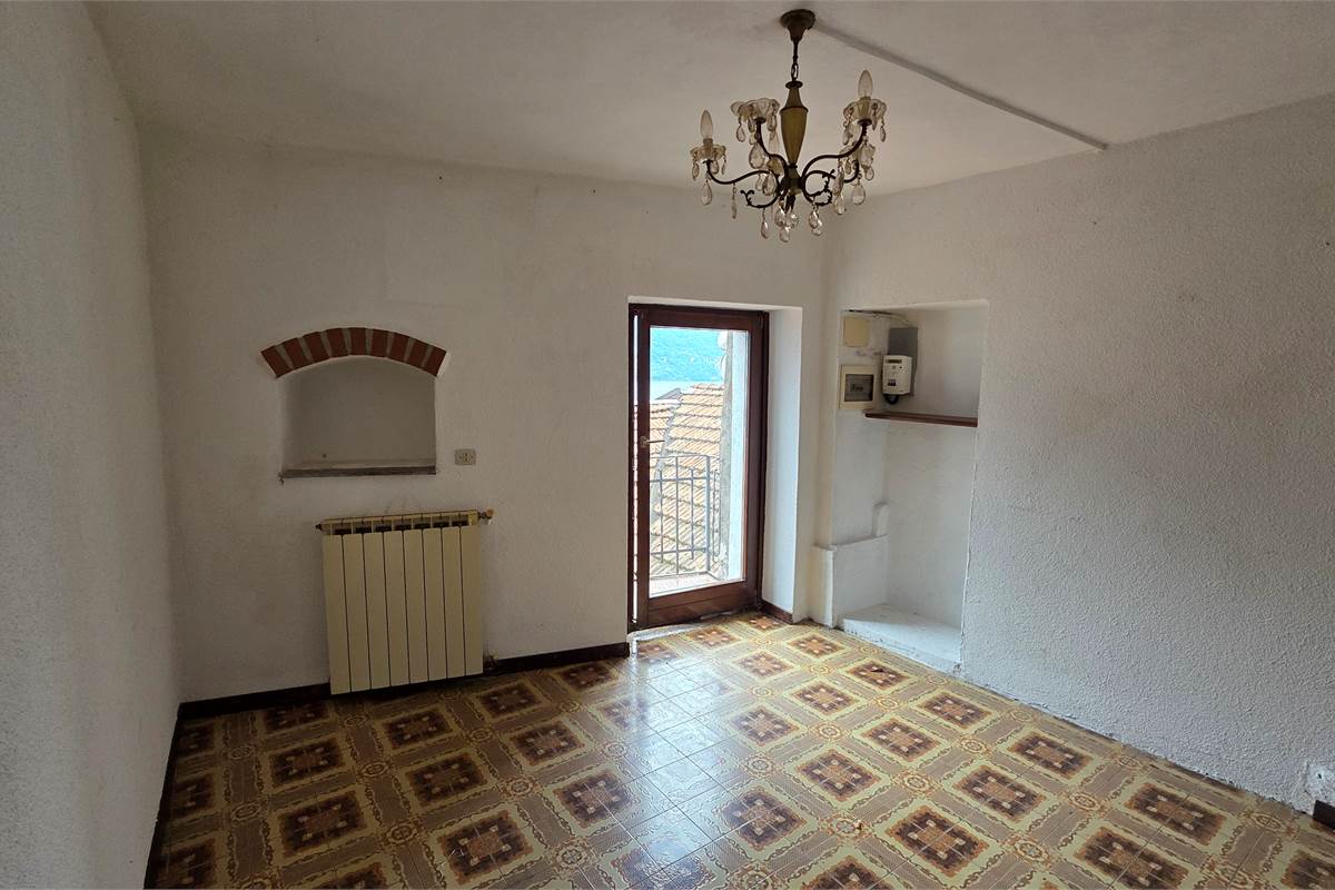 Porzione di Casa a Brienno con vista mozzafiato!