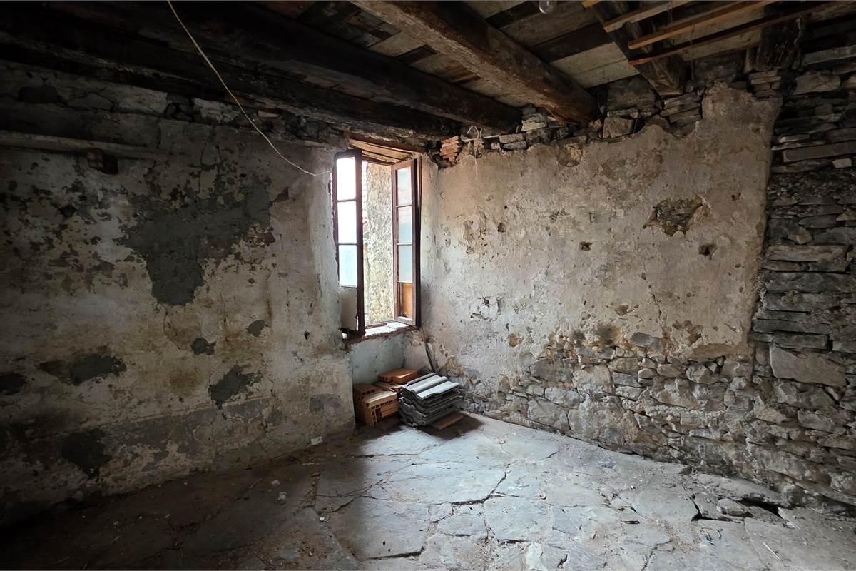 Porzione di Casa a Brienno con vista mozzafiato!