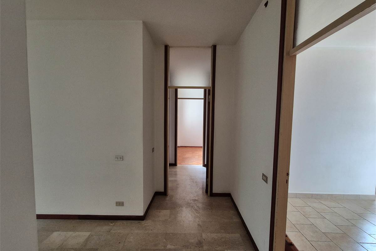 Trilocale in vendita a Carnago
