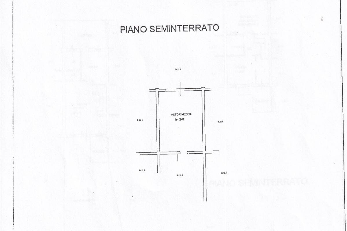 Villa a Schiera centrale a Ternate