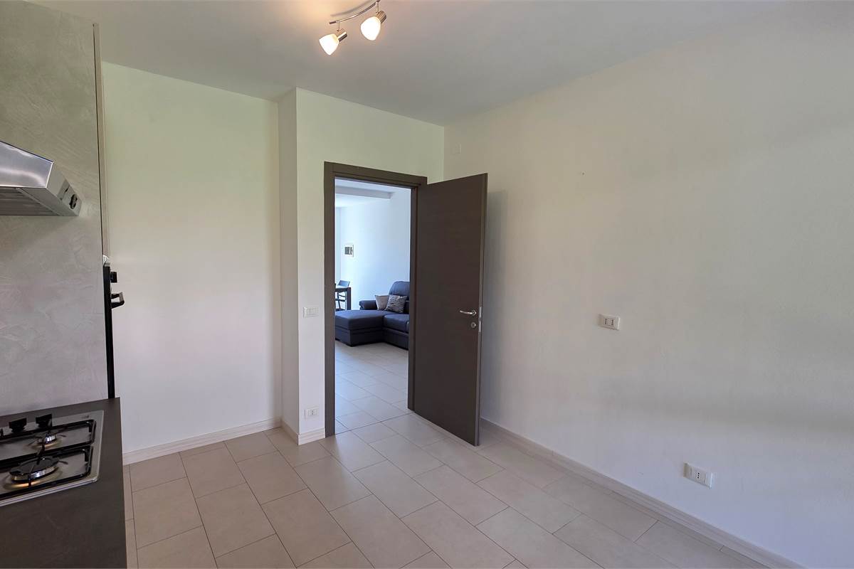 Villa a Schiera centrale a Ternate