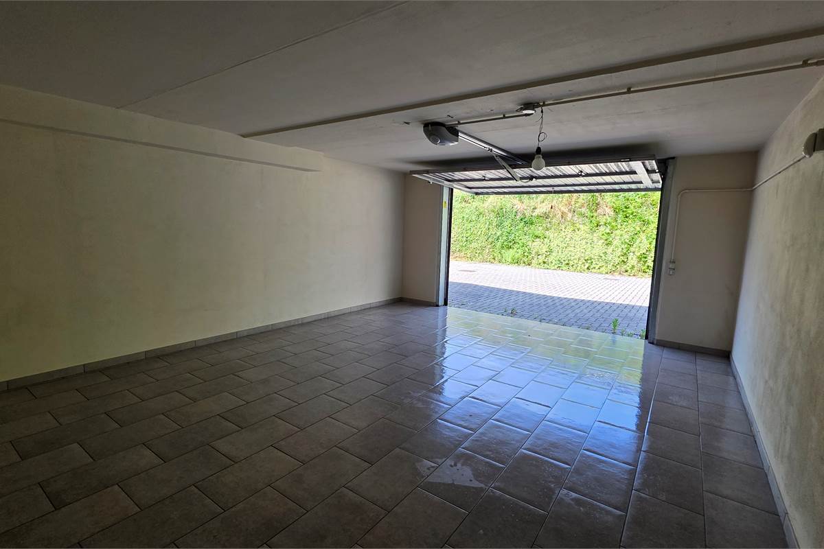 Villa a Schiera centrale a Ternate