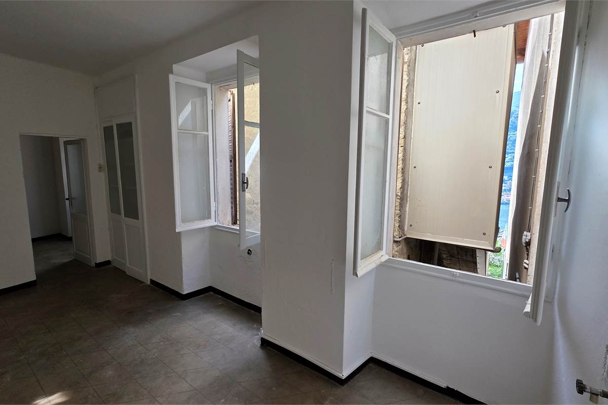 Porzione di casa a Moltrasio