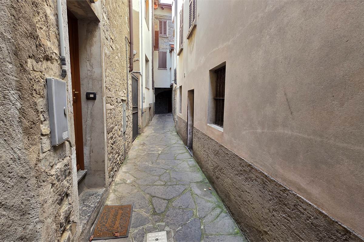 Porzione di casa a Moltrasio