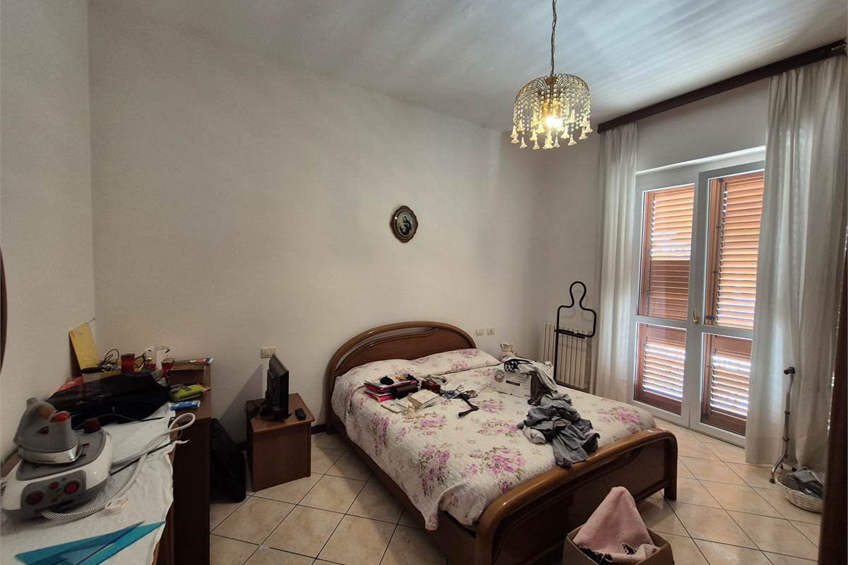 Villa singola con due appartamenti Cesano Maderno
