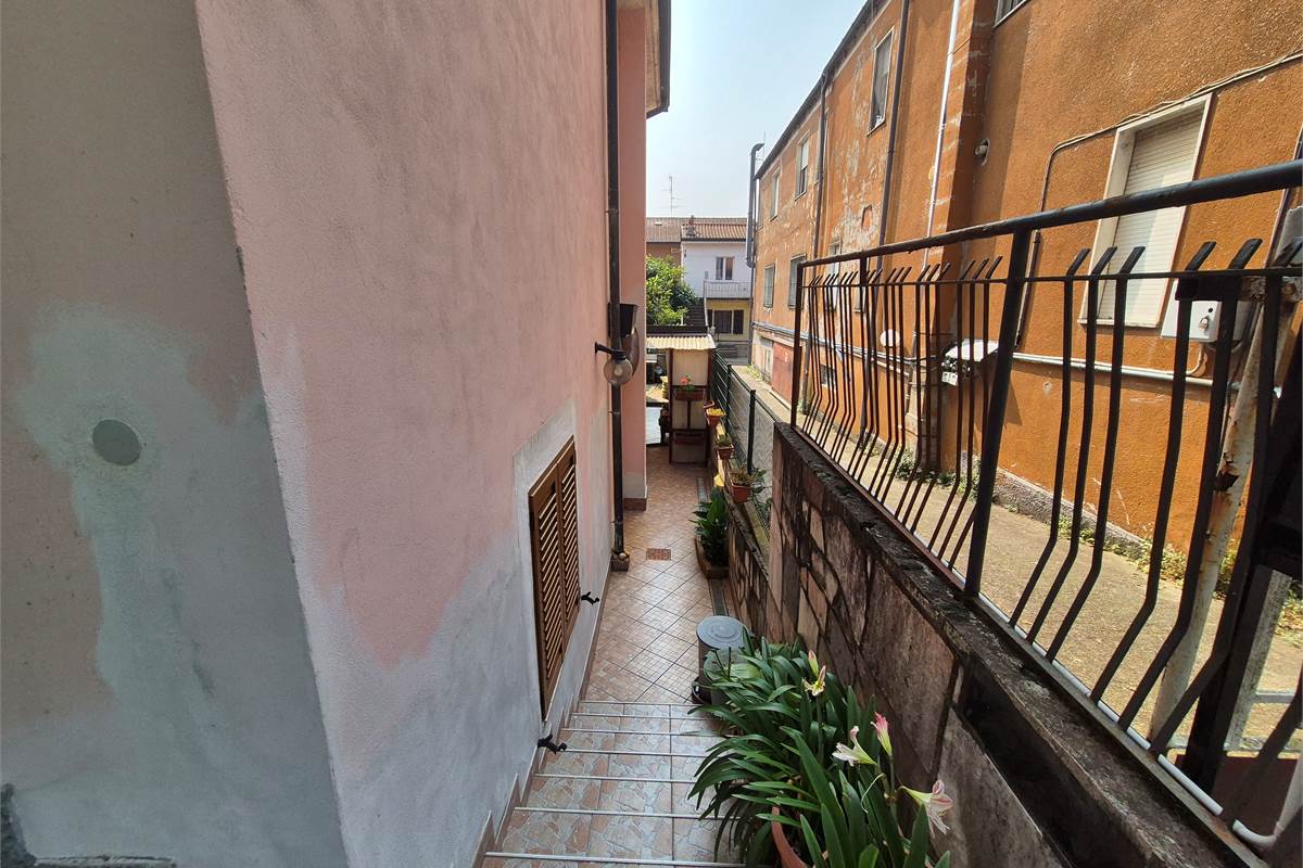 Villa singola con due appartamenti Cesano Maderno