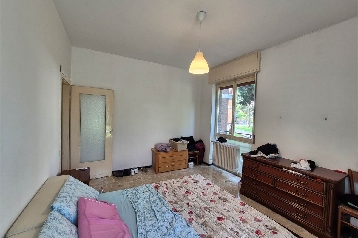 Trilocale con autorimessa e cantina