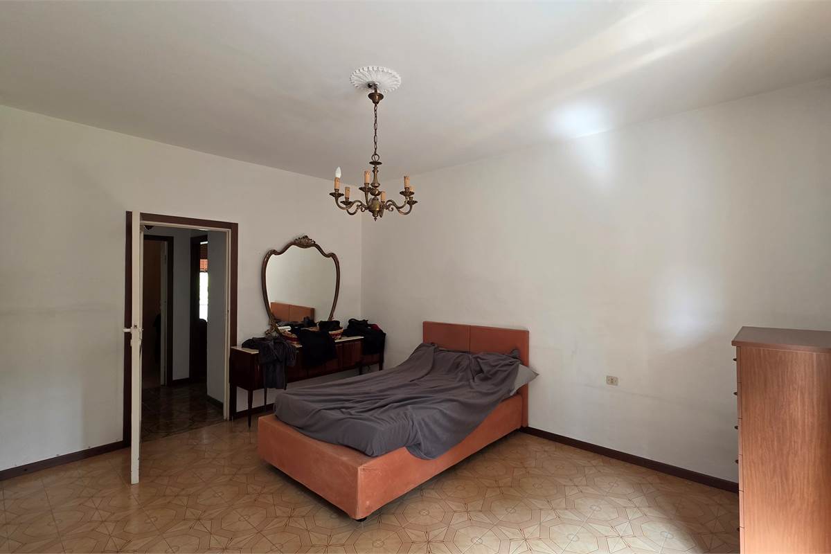 Ampio trilocale con BOX a Busto Arsizio