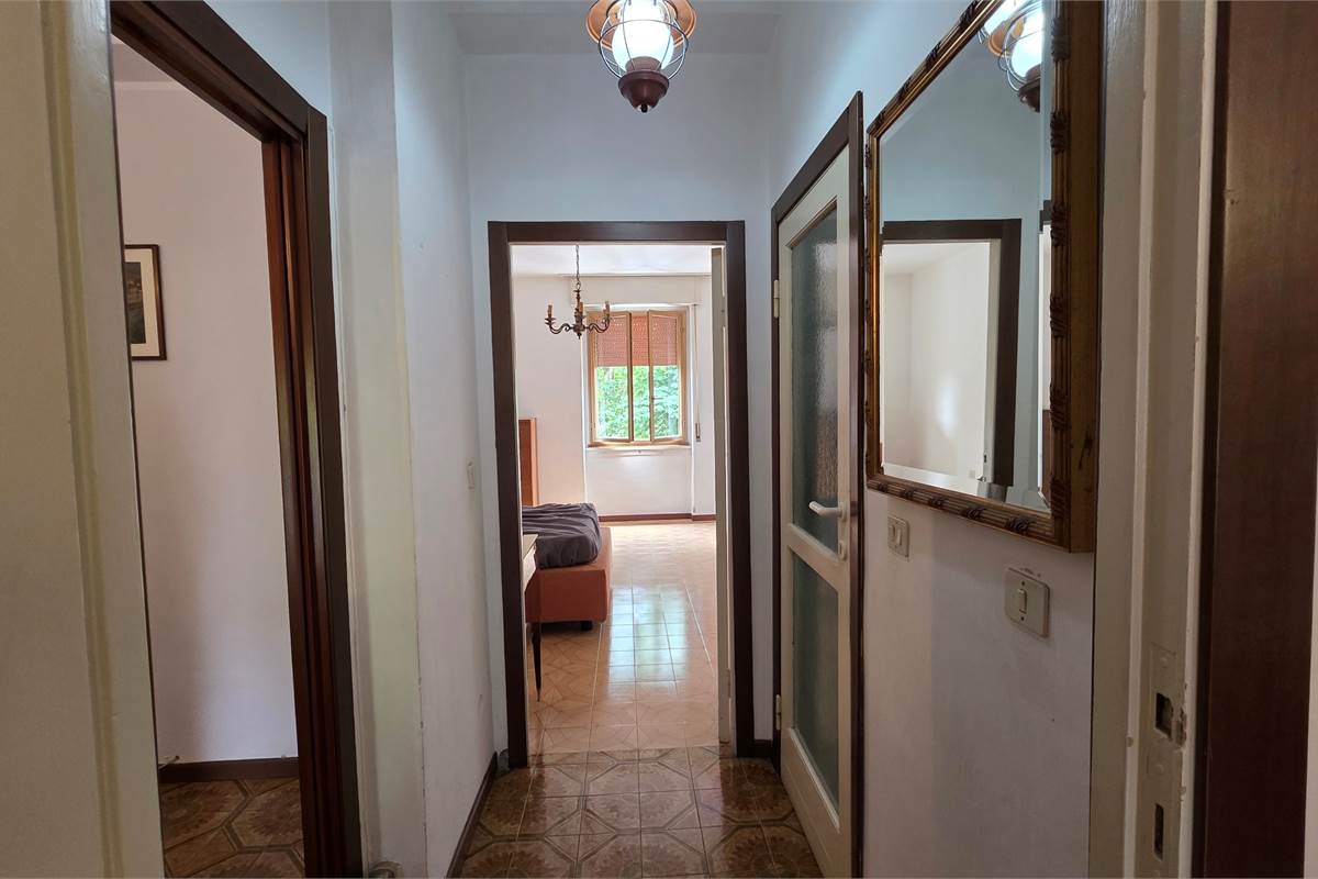Ampio trilocale con BOX a Busto Arsizio