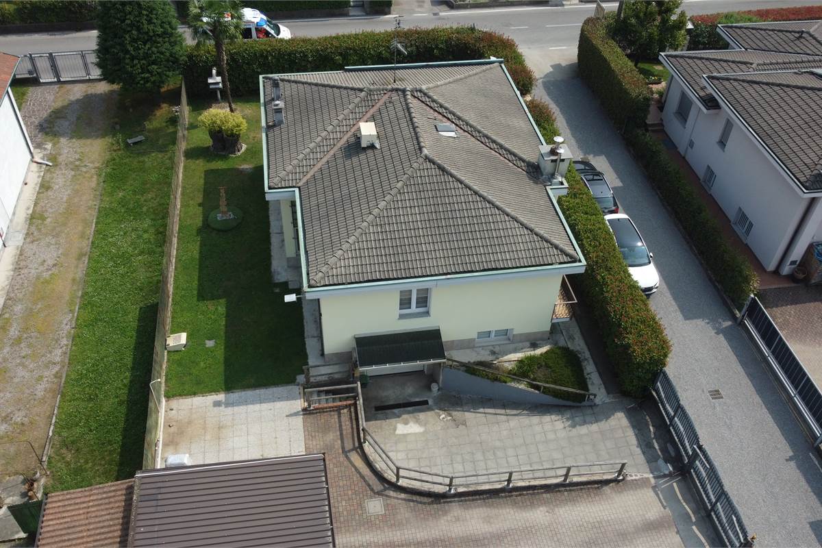  Villa indipendente a Lonate Ceppino