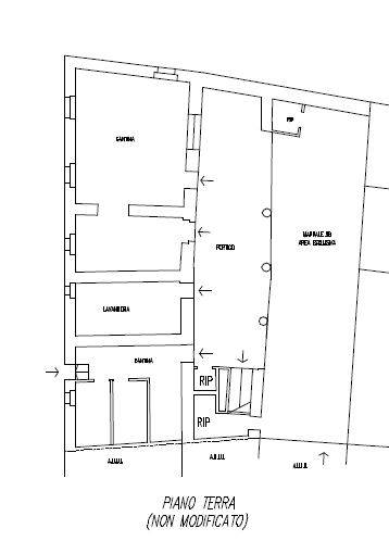 Porzione di Casa Indipendente a Cadegliano Viconago con 2 appartamenti