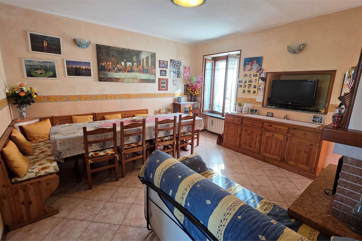 Villa a schiera a Dormelletto 