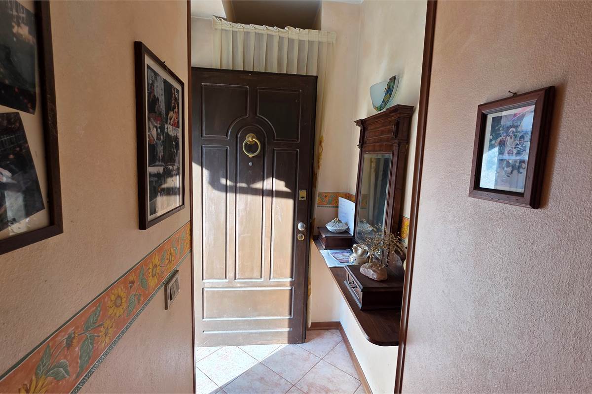 Villa a schiera a Dormelletto 