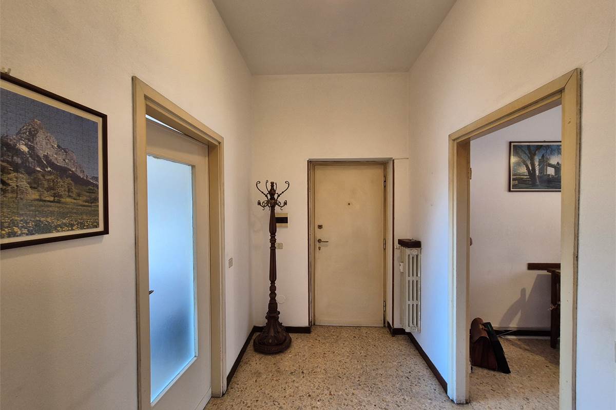 Trilocale con cantina a Nerviano