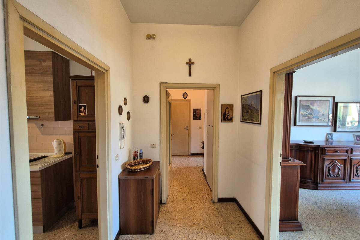 Trilocale con cantina a Nerviano