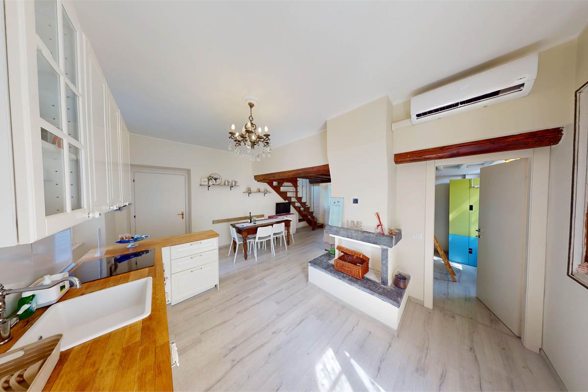Spettacolare Attico su due livelli con bellissima Vista Lago di Como