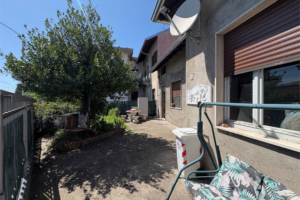 Porzione di casa indipendente a Busto Arsizio