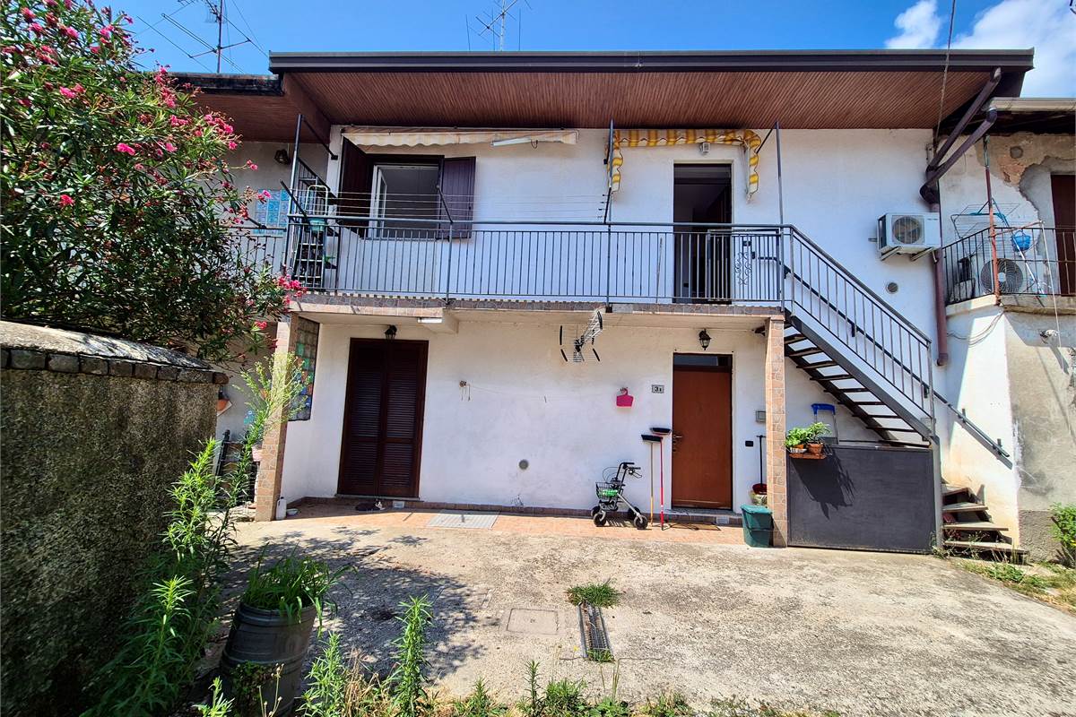 Fagnano Olona ottimo investimento! Bilocale in corte con cantina
