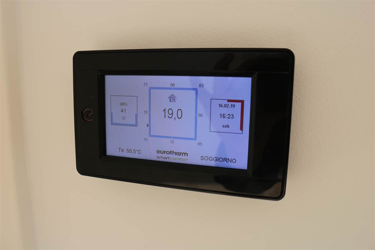 Moderno bilocale con box in locazione