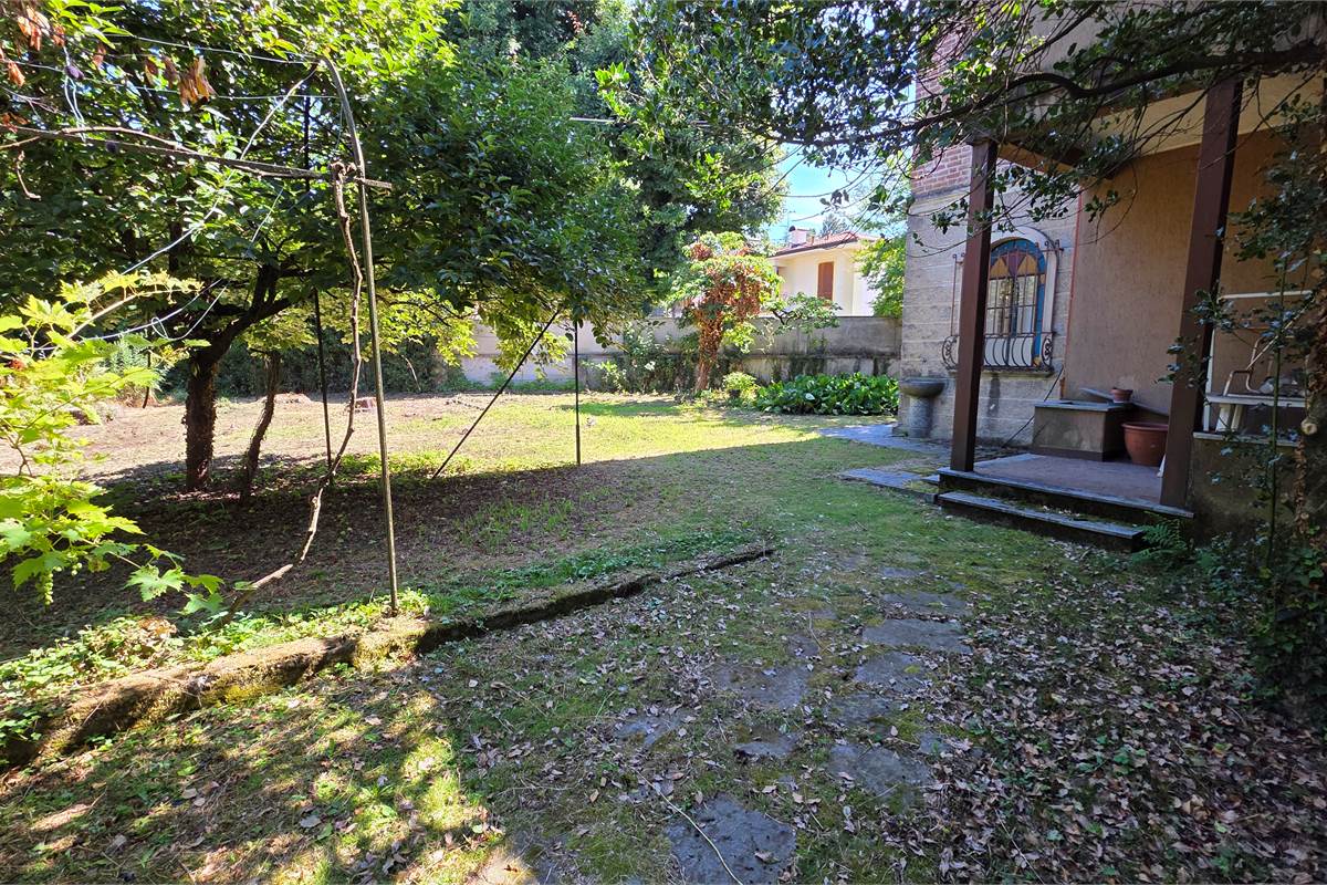 Villa d'epoca a Malnate 