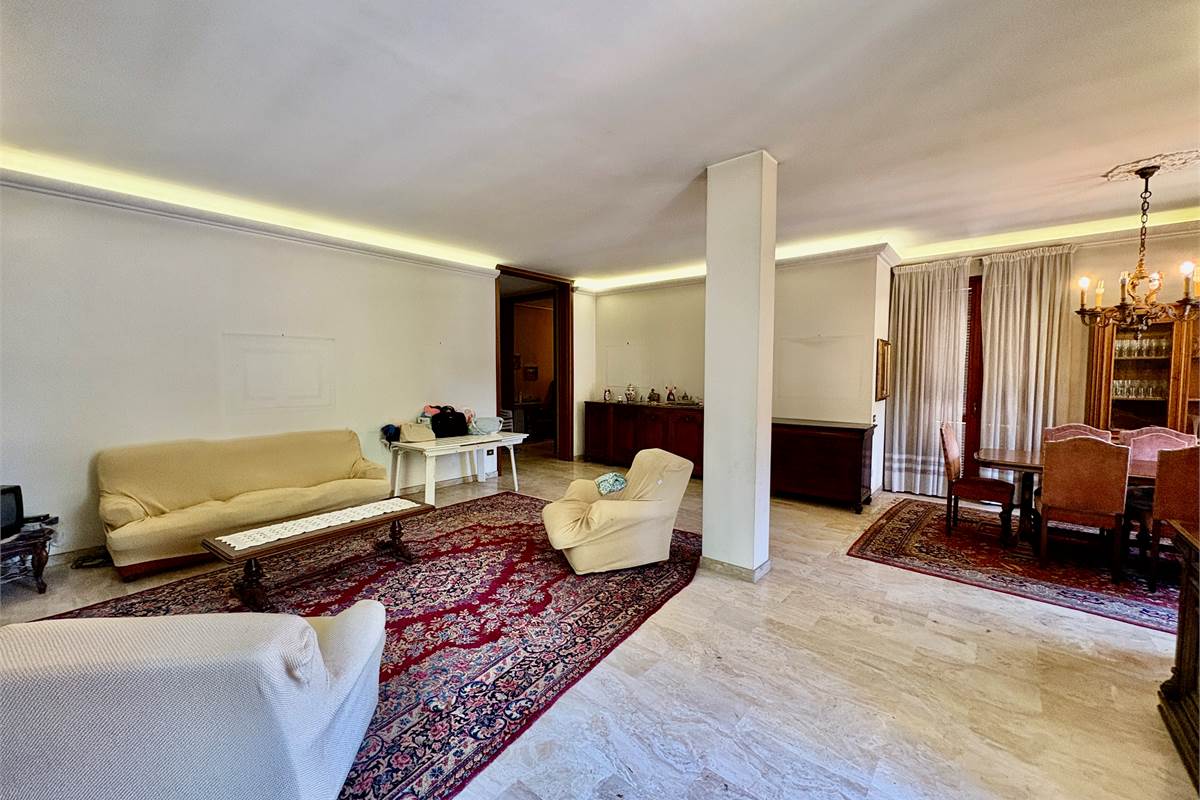 Villa d'epoca a Malnate 