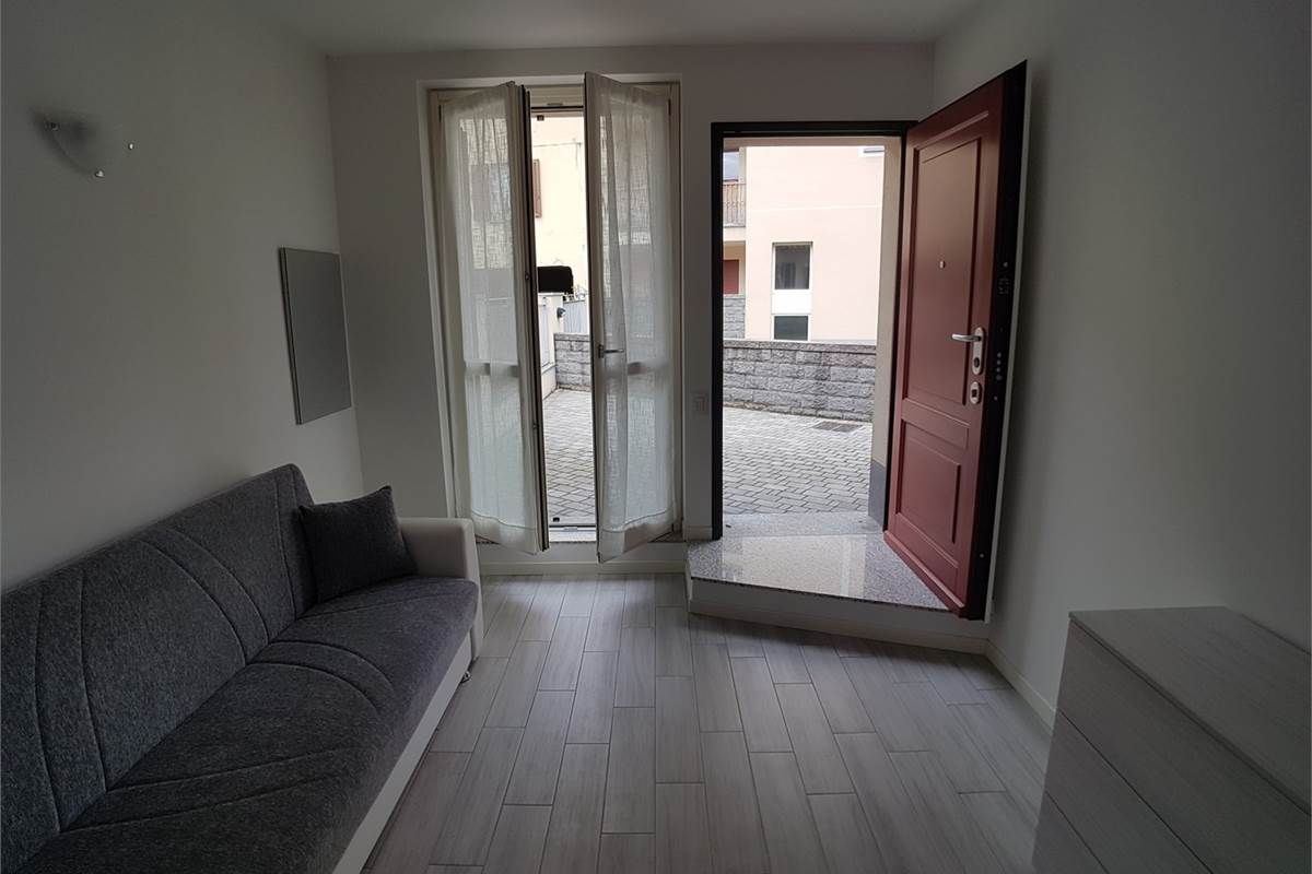 Recente Bilocale a Cadorago con TERRAZZO