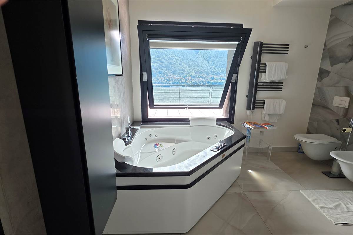 Appartamento di LUSSO sul lago di Como