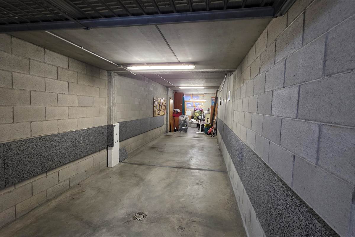 Bilocale con box triplo a Limido Comasco