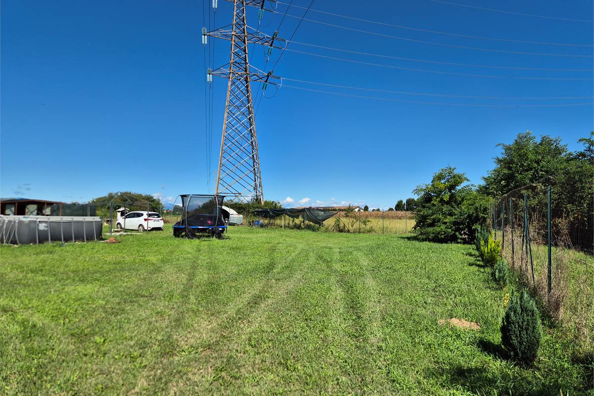 Terreno agricolo recintato a Ceriano Laghetto