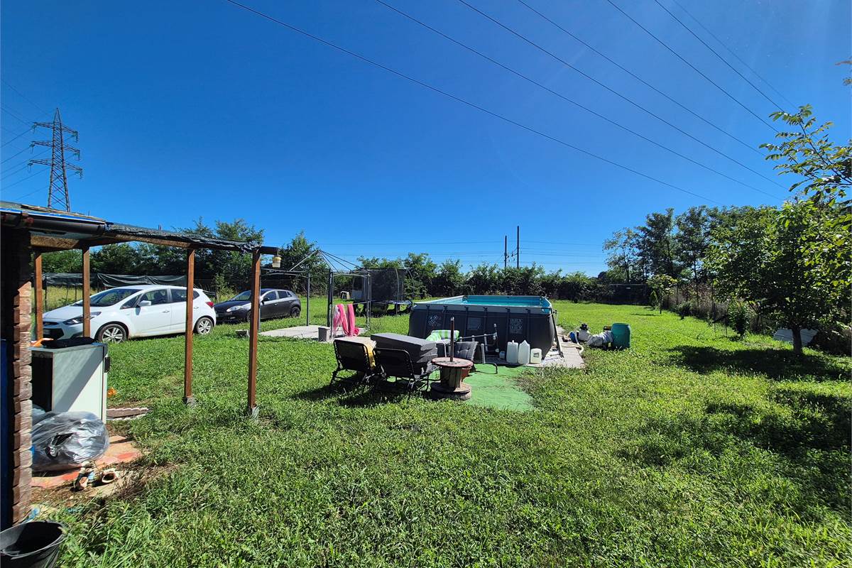 Terreno agricolo recintato a Ceriano Laghetto