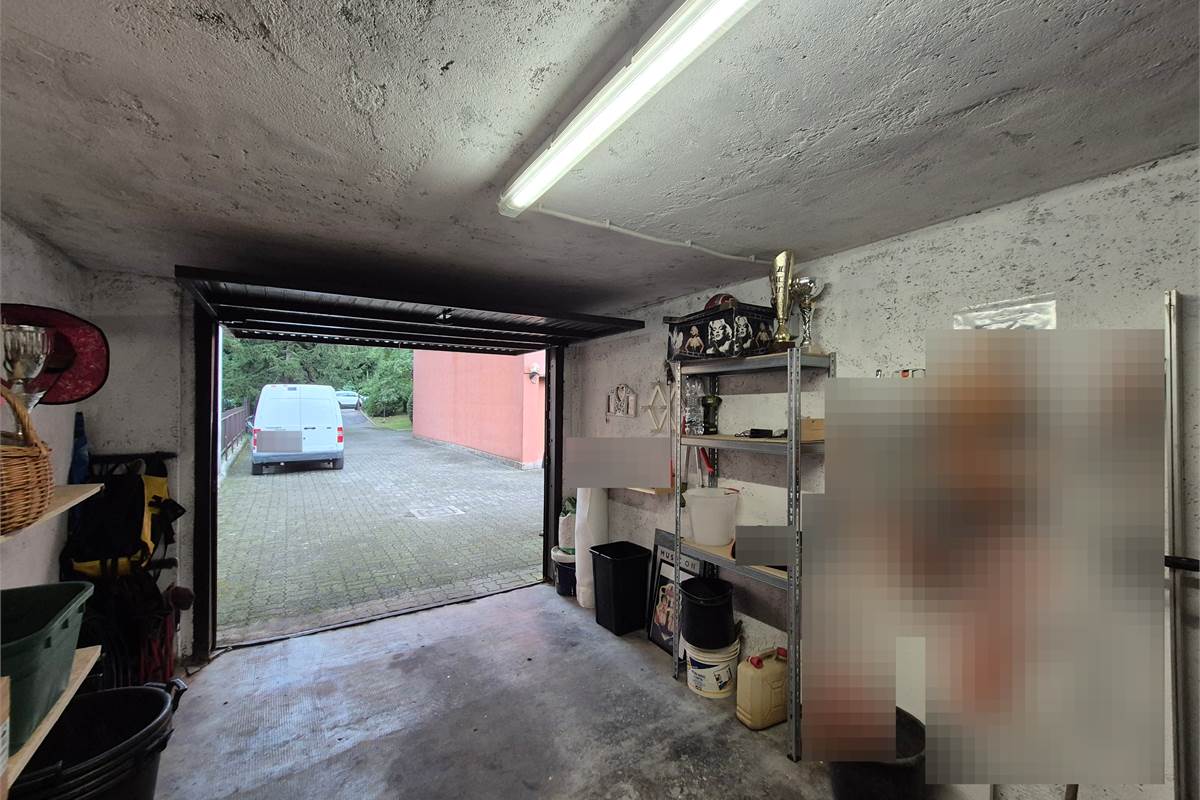 Autorimessa in vendita a Saronno