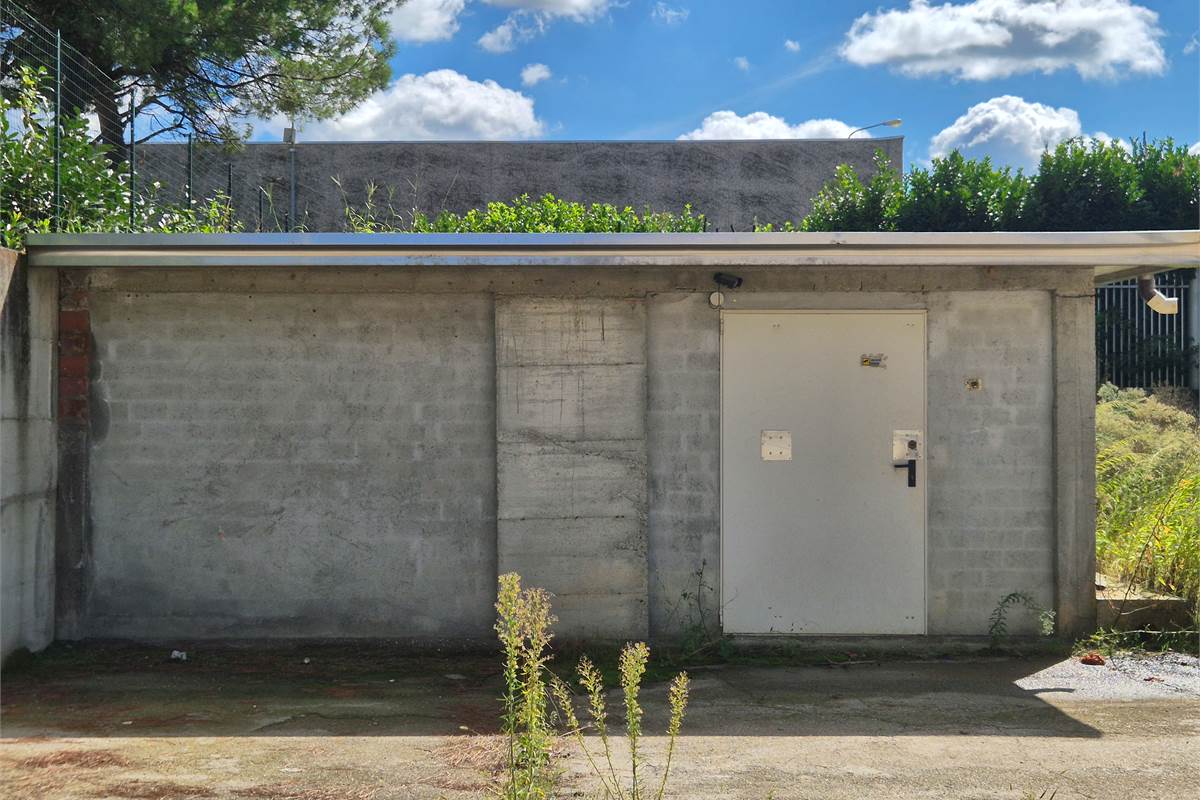 Casa indipendente con due appartamenti 