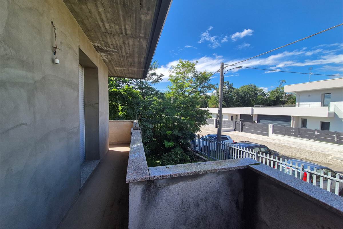 Casa indipendente con due appartamenti 