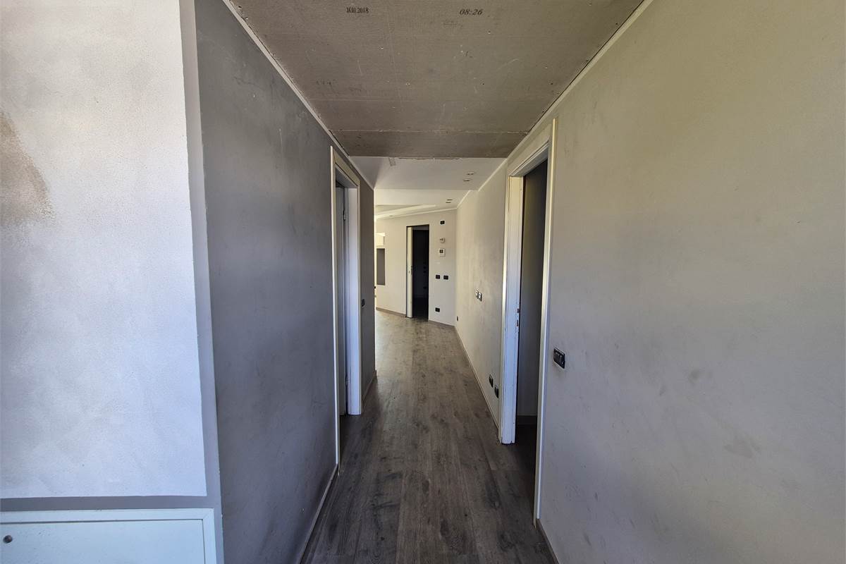 Casa indipendente con due appartamenti 