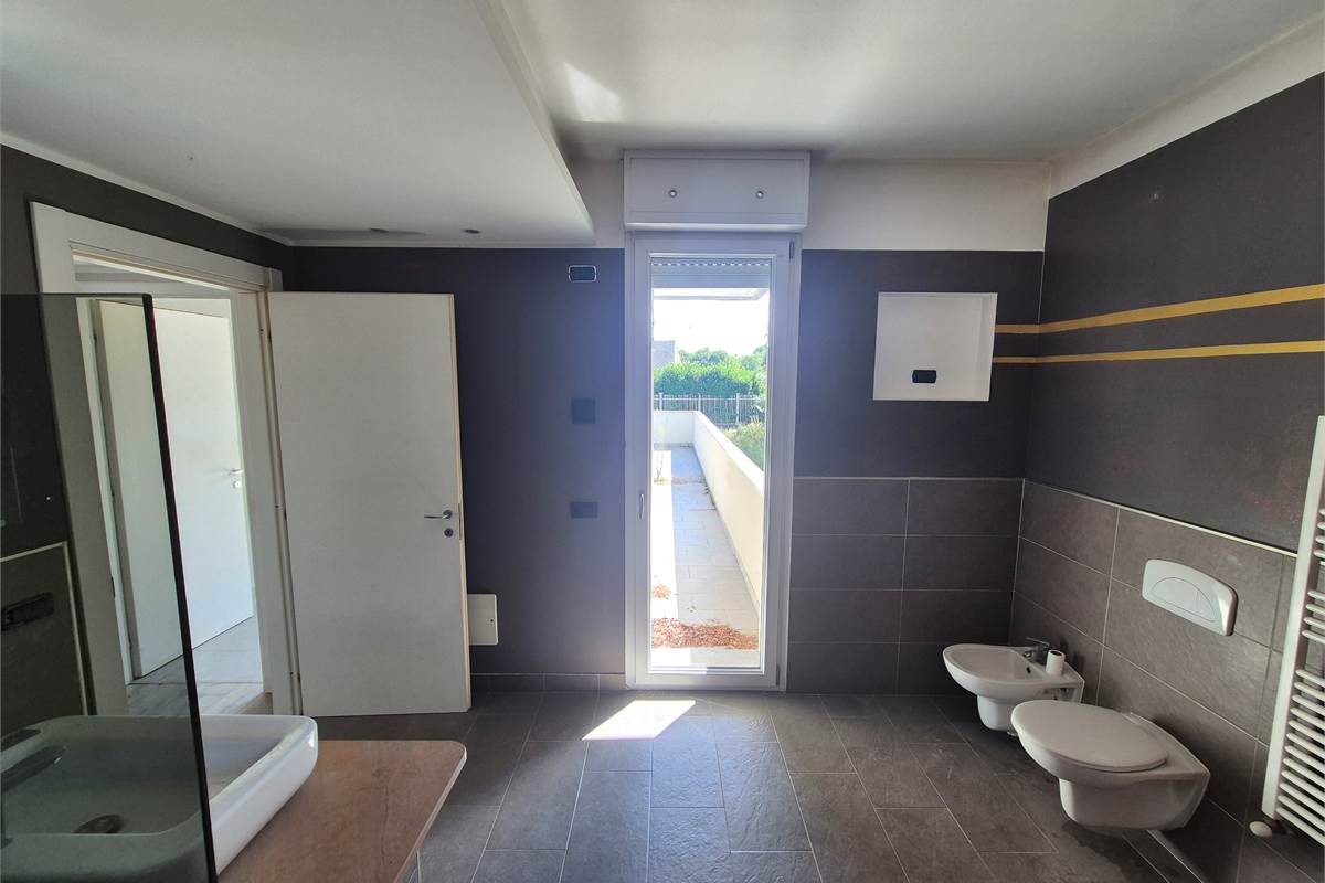 Casa indipendente con due appartamenti 