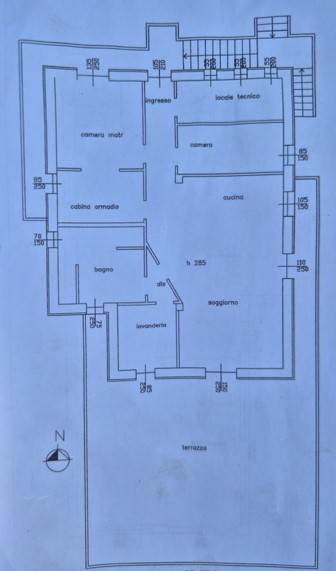 Casa indipendente con due appartamenti 
