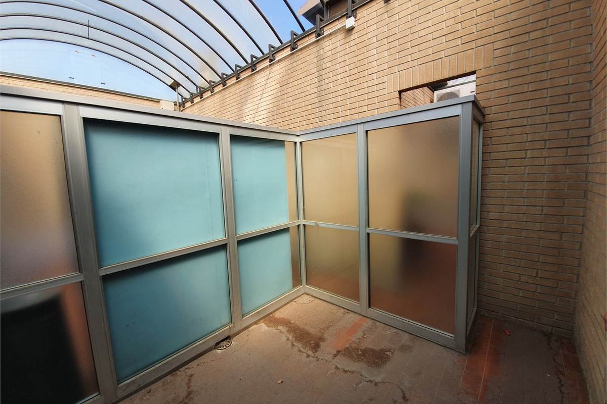 Locale open space a Vertemate con Minoprio