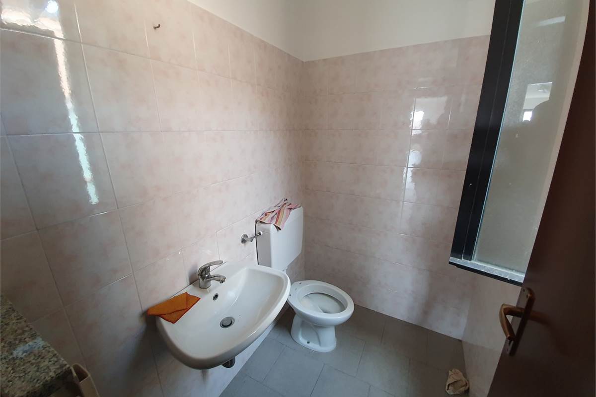 Locale open space a Vertemate con Minoprio