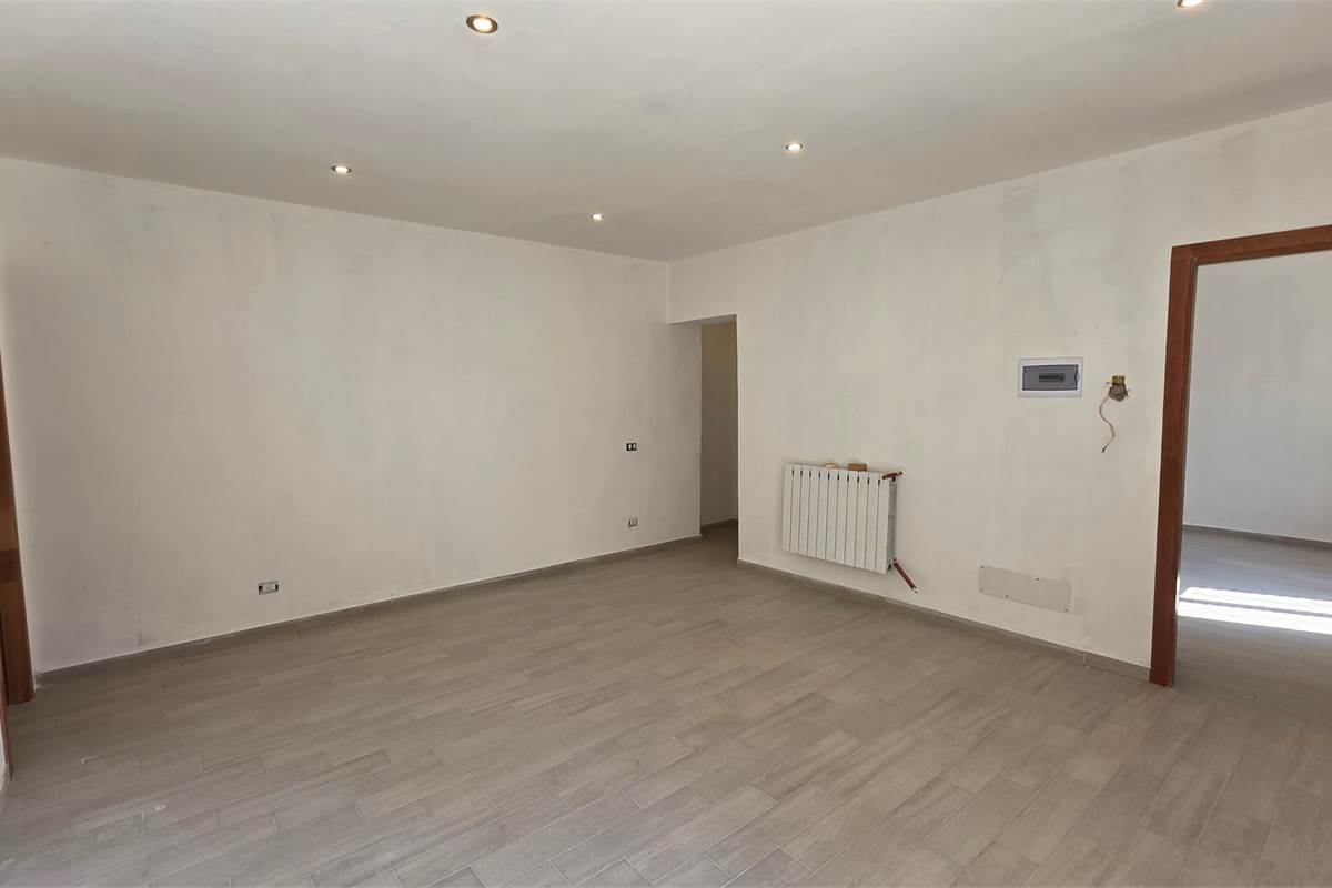 Ampio RUSTICO con bilocale a Tradate