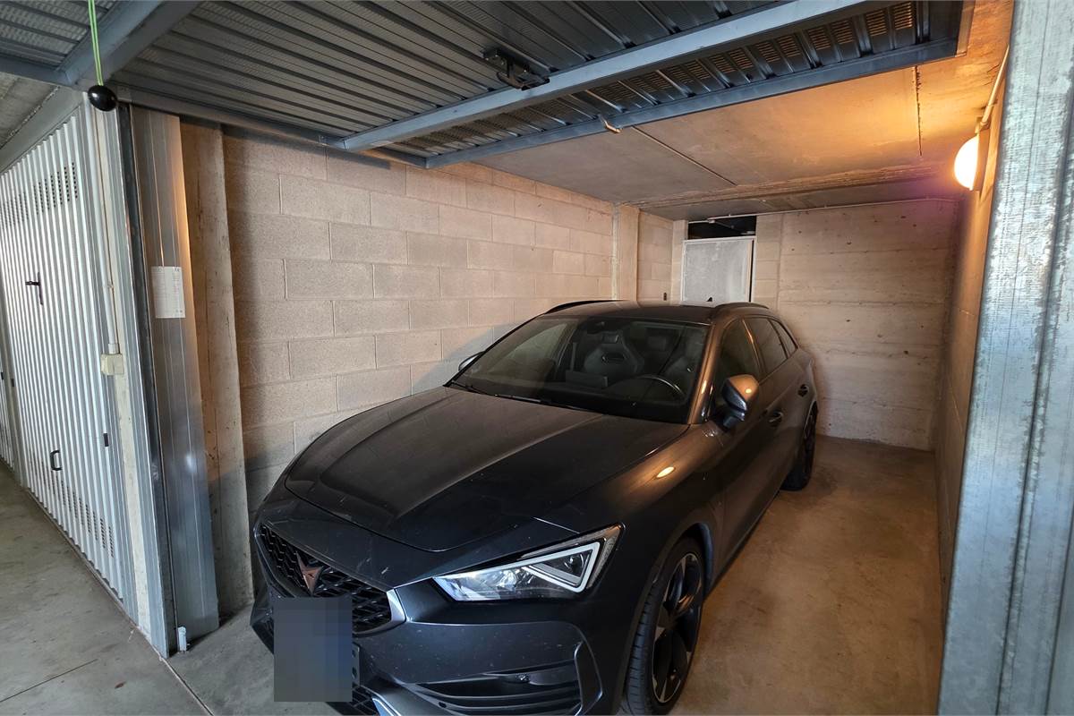 Ampio Bilocale su due livelli con terrazzo a Lomazzo 