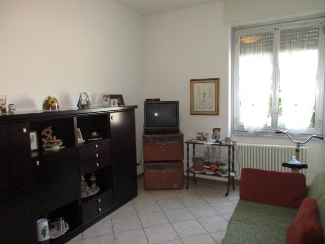 Bilocale con posto auto e garage a Cirimido 