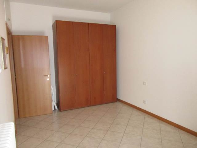 Bilocale con posto auto e garage a Cirimido 