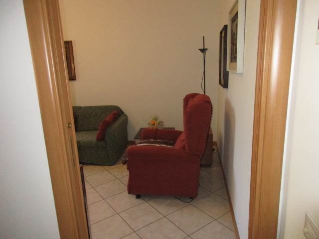 Bilocale con posto auto e garage a Cirimido 