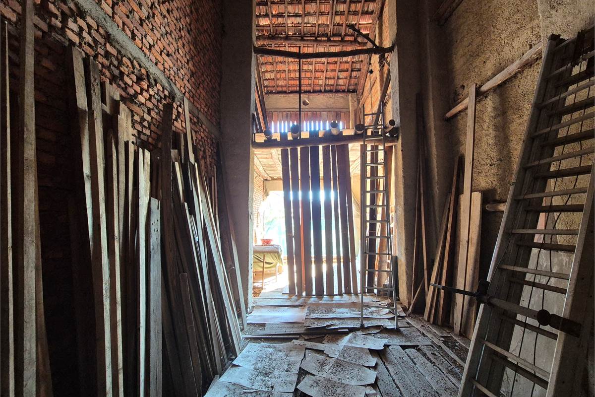 Vendesi rustico con piccolo giardino privato