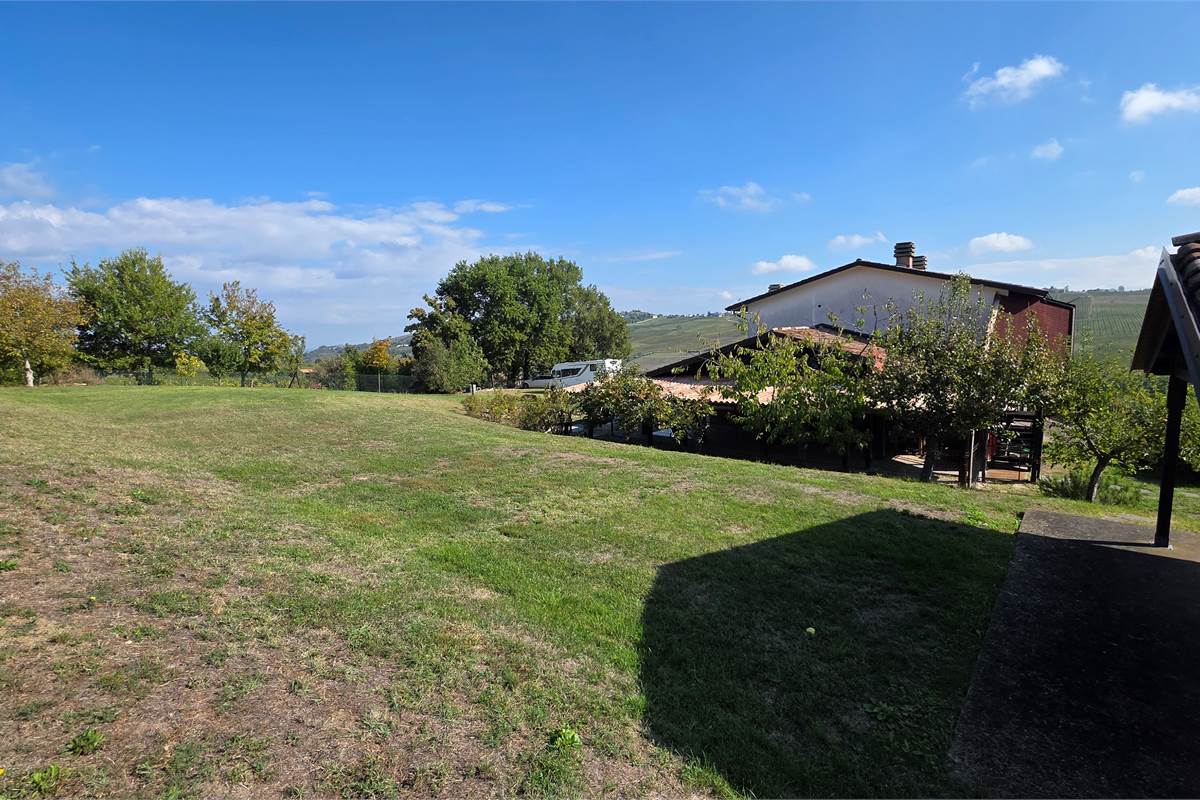 Villa singola a CASTANA 