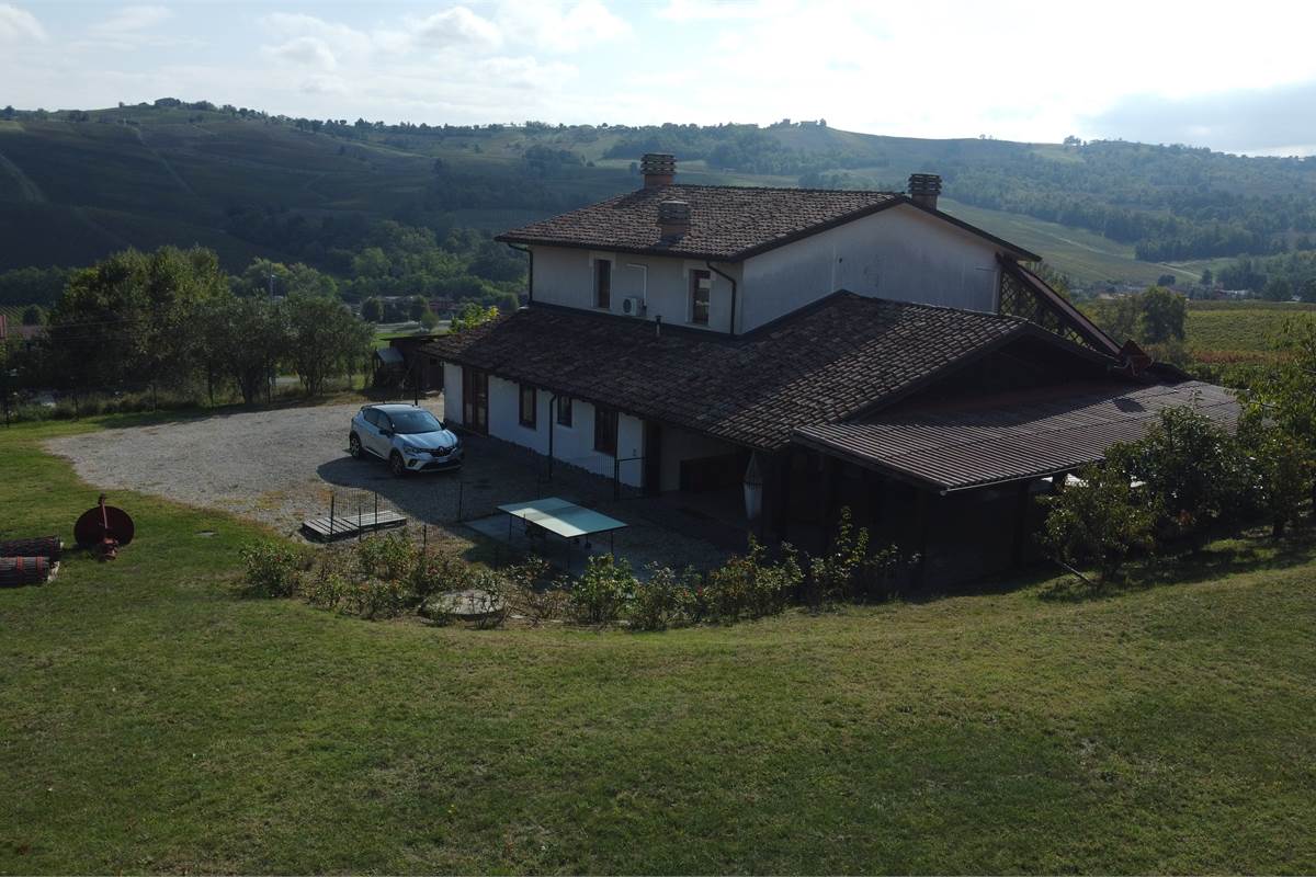 Villa singola a CASTANA 